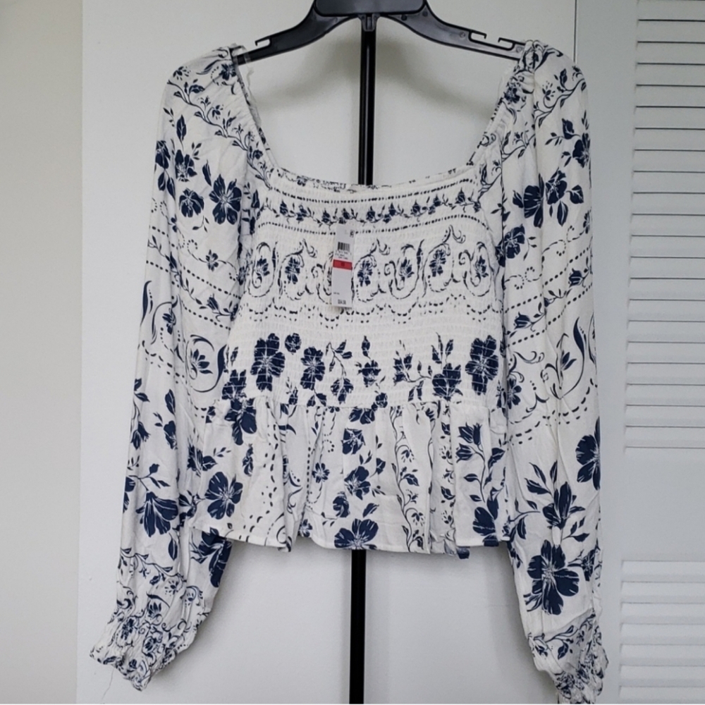 Square Neck Smocked Blouse - Picture 2 of 4